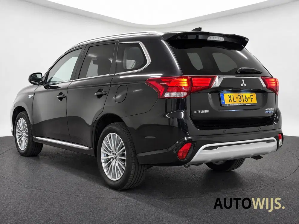 Mitsubishi Outlander 2.4 PHEV Intense+ uit 2019, foto 6