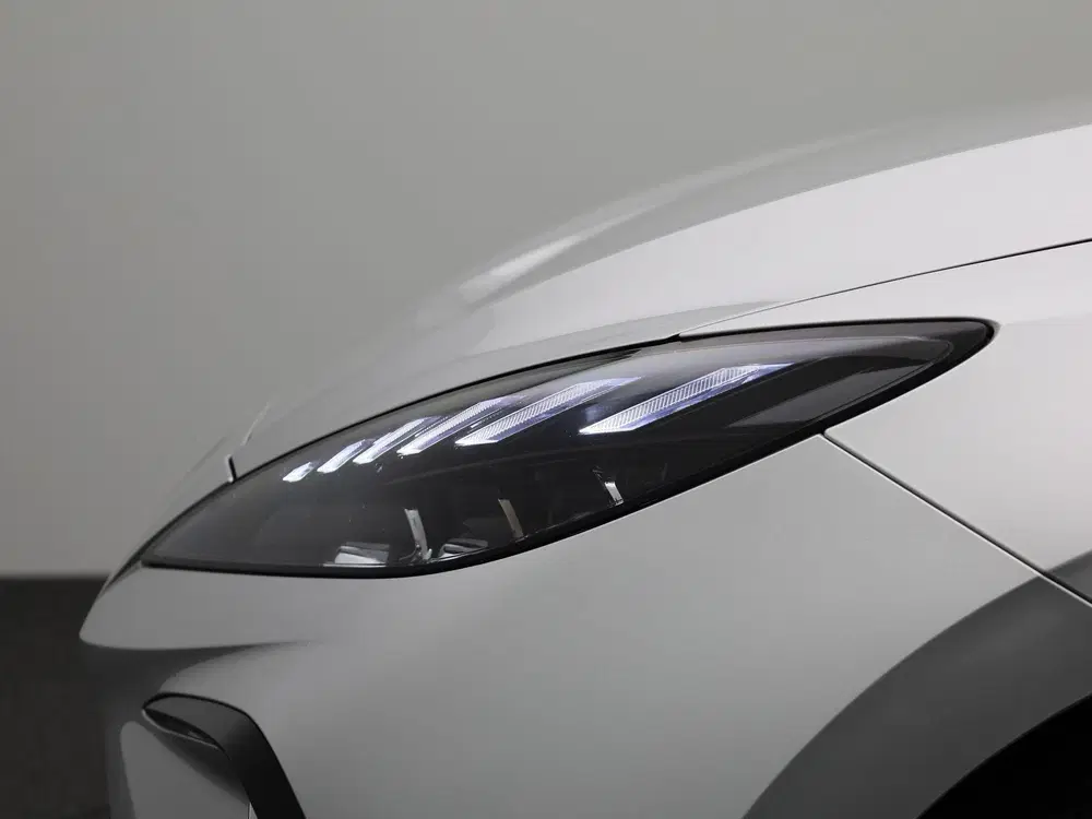 MG MG4 Luxury 64 kWh uit 2025, foto 15