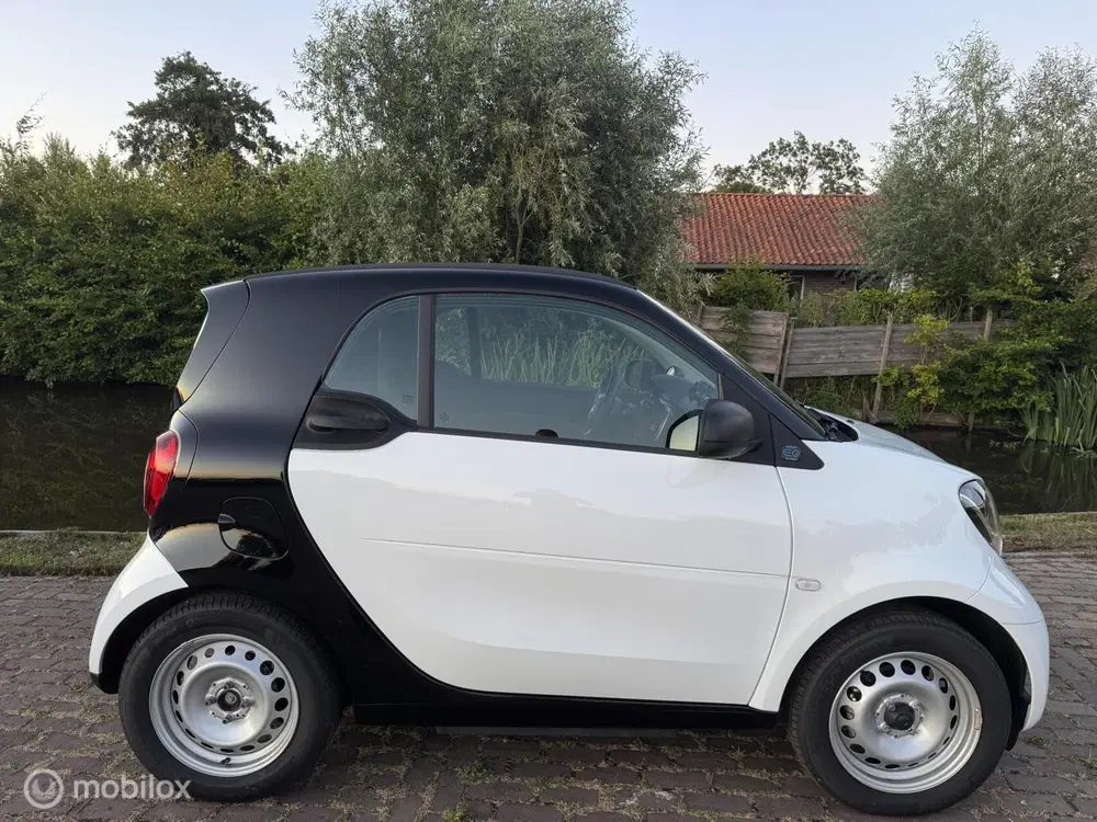 Smart forTwo EQ 18 kWh uit 2023, foto 4