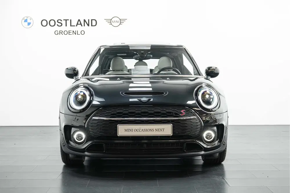 Mini Clubman Cooper S Classic Automaat uit 2022, foto 10