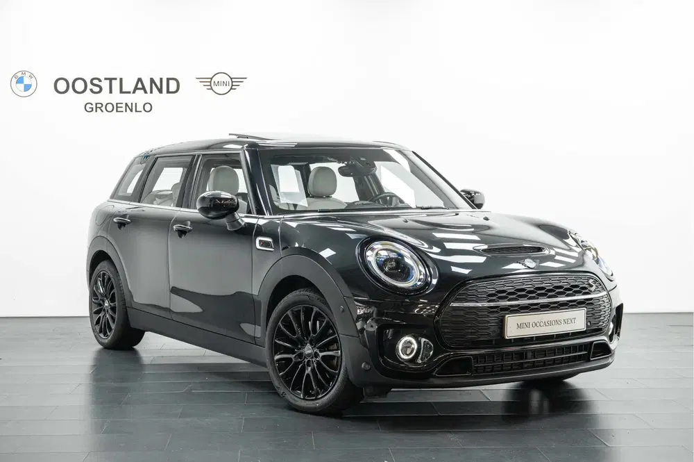 Mini Clubman Cooper S Classic Automaat uit 2022, foto 11