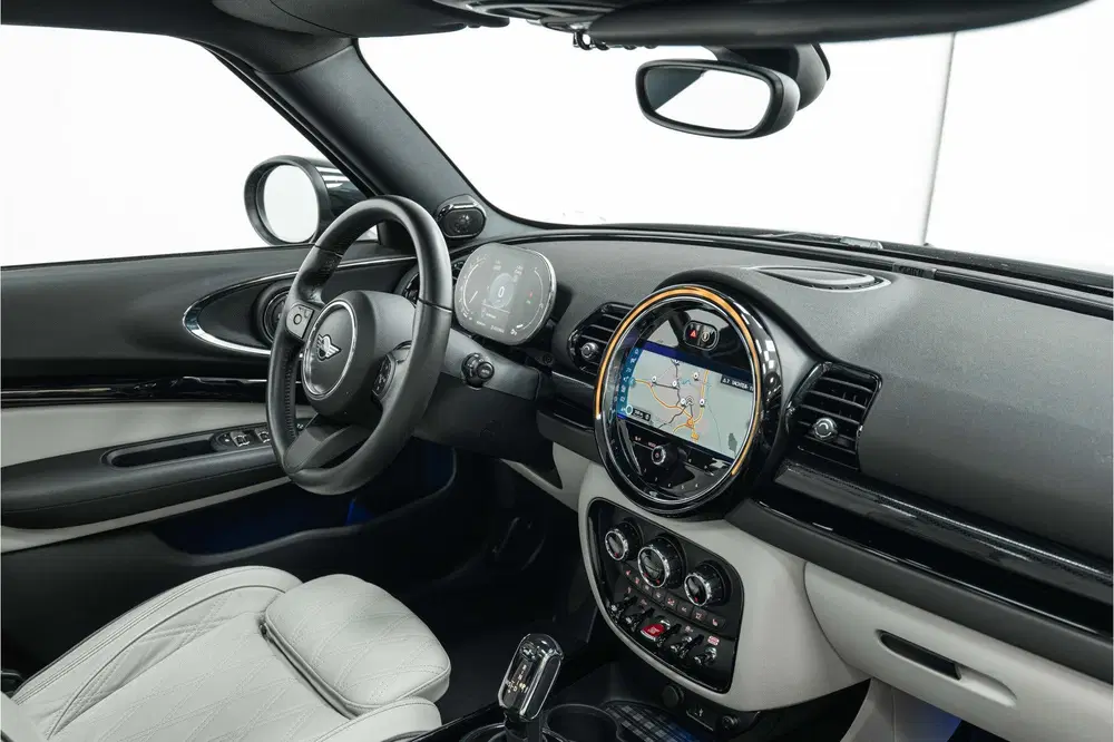 Mini Clubman Cooper S Classic Automaat uit 2022, foto 12