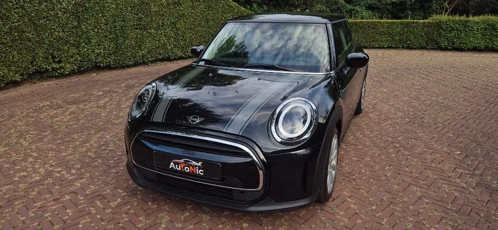 Mini One uit 2022, foto 2