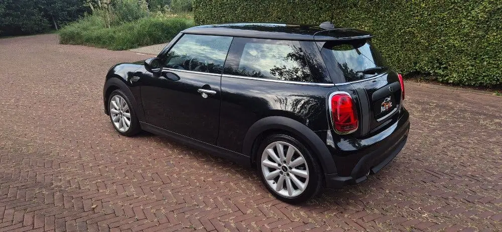 Mini One uit 2022, foto 5