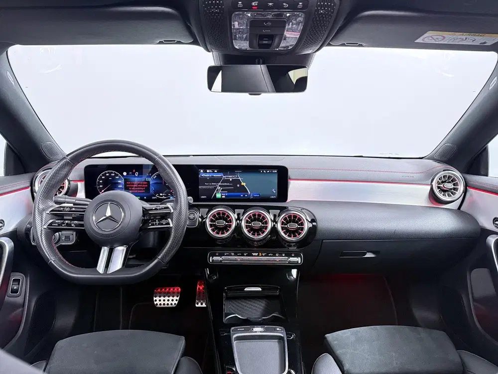 Mercedes-Benz CLA Mercedes CLA 250e AMG Facelift uit 2023, foto 10