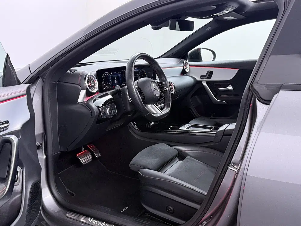 Mercedes-Benz CLA Mercedes CLA 250e AMG Facelift uit 2023, foto 6