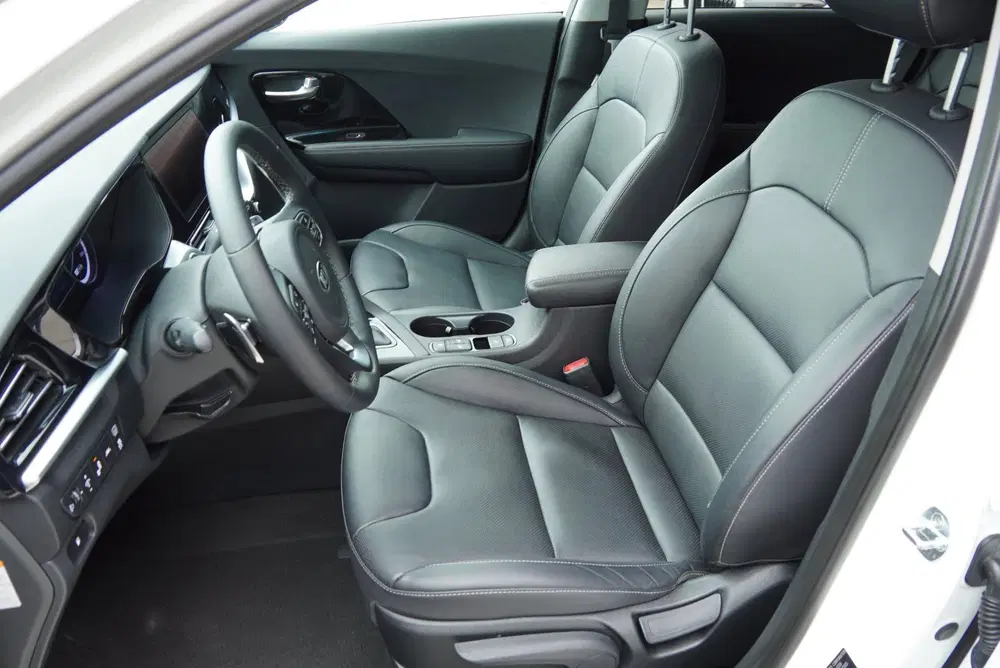 Kia Niro 1.6 GDi Hybrid DynamicPlusLine 2021 Stoelv uit 2021, foto 10