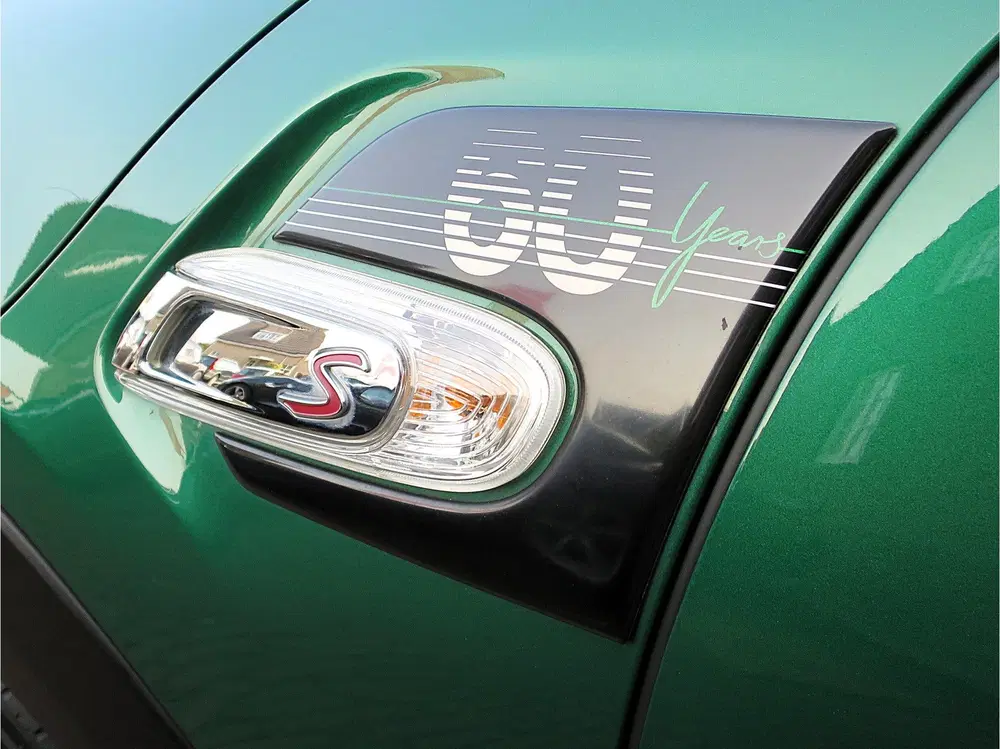 Mini Cooper S Cooper S 2.0 60 Years Edition F55 LCI 5-dr uit 2019, foto 4