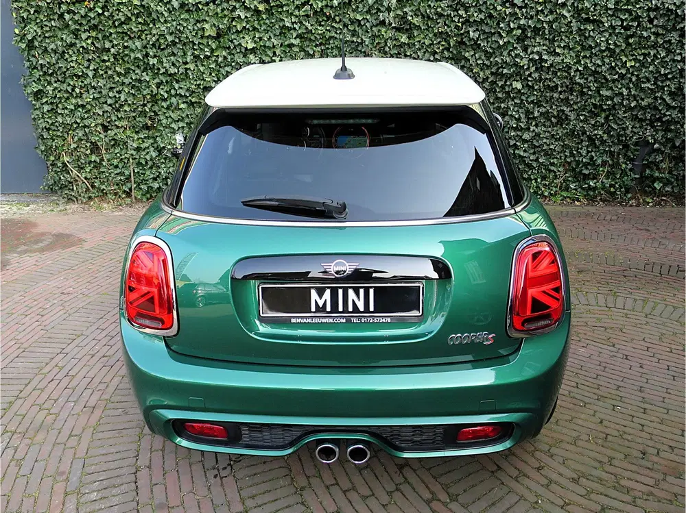 Mini Cooper S Cooper S 2.0 60 Years Edition F55 LCI 5-dr uit 2019, foto 8