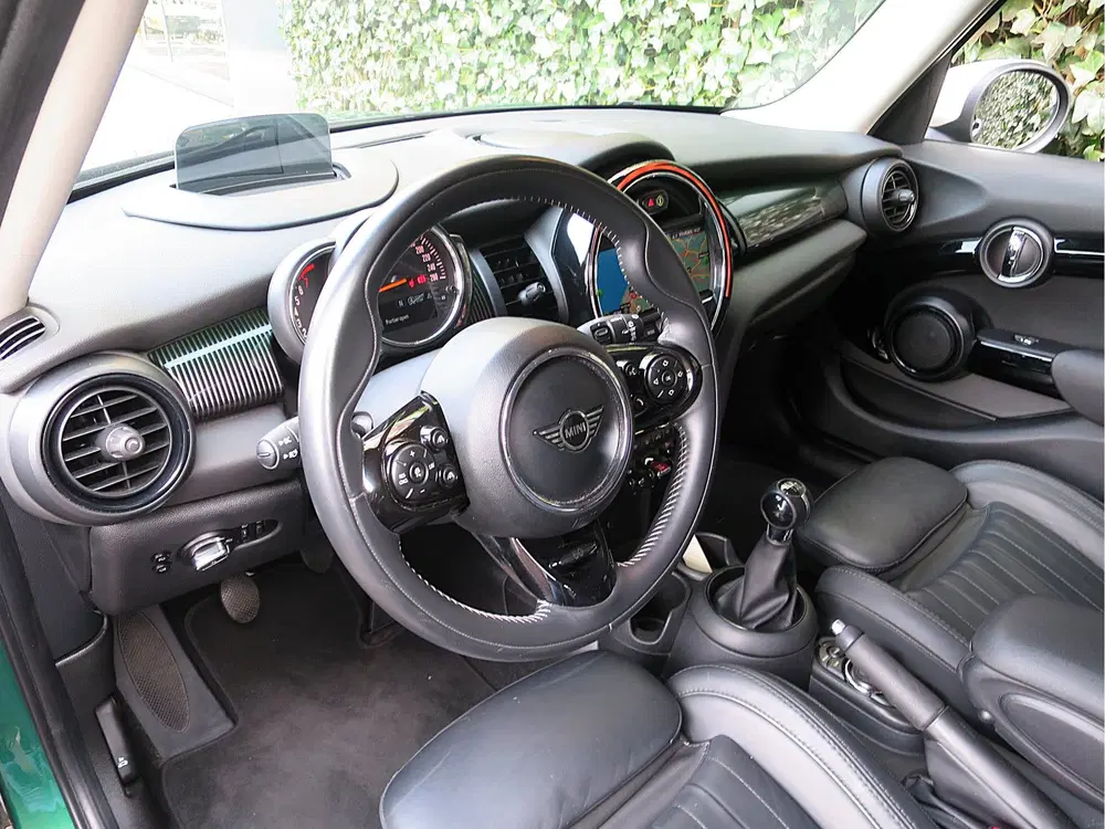 Mini Cooper S Cooper S 2.0 60 Years Edition F55 LCI 5-dr uit 2019, foto 9