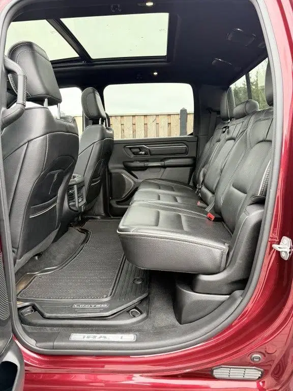 Dodge RAM 5.7 V8 4x4 HEMI LIMITED HARMAN uit 2022, foto 13