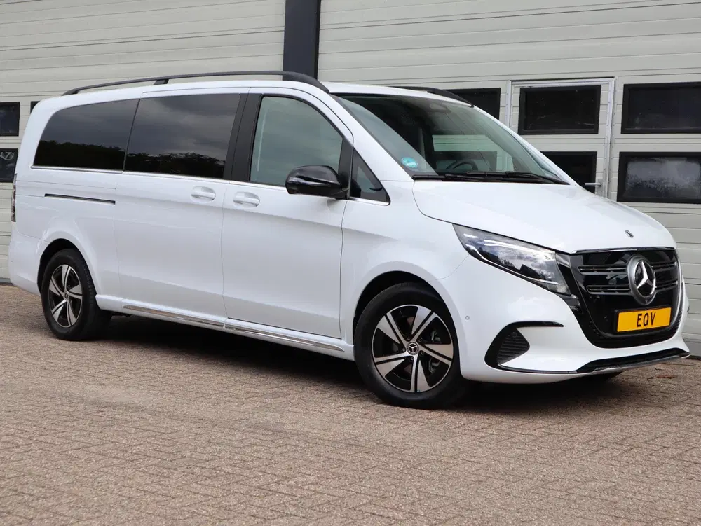 Mercedes-Benz EQV 300 90 kWh L3 Extra lang Avantgarde uit 2025, foto 2