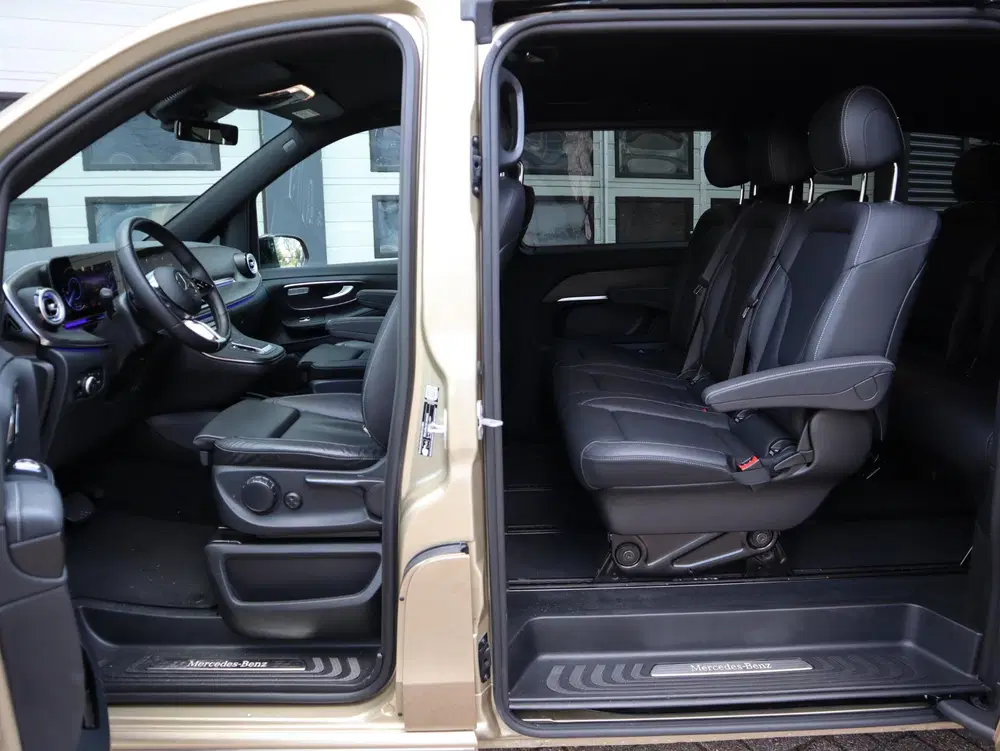 Mercedes-Benz EQV 300 90 kWh L2 uit 2025, foto 14