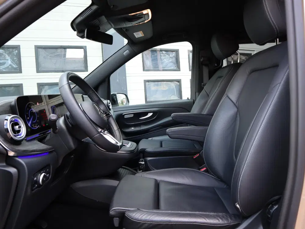 Mercedes-Benz EQV 300 90 kWh L2 uit 2025, foto 15