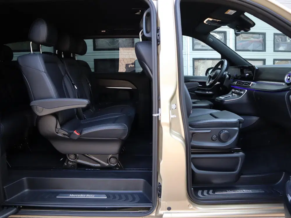 Mercedes-Benz EQV 300 90 kWh L2 uit 2025, foto 4