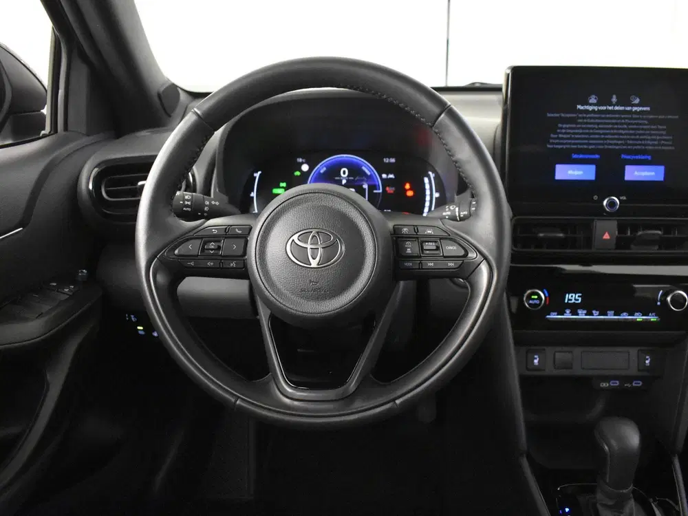 Toyota Yaris Cross 1.5 Hybrid 115 Business Plus uit 2026, foto 15