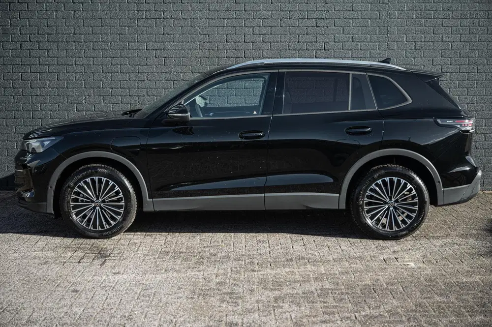 Volkswagen Tiguan 1.5 eHybrid Life Edition TREKHAAK ACC 360 uit 2025, foto 10
