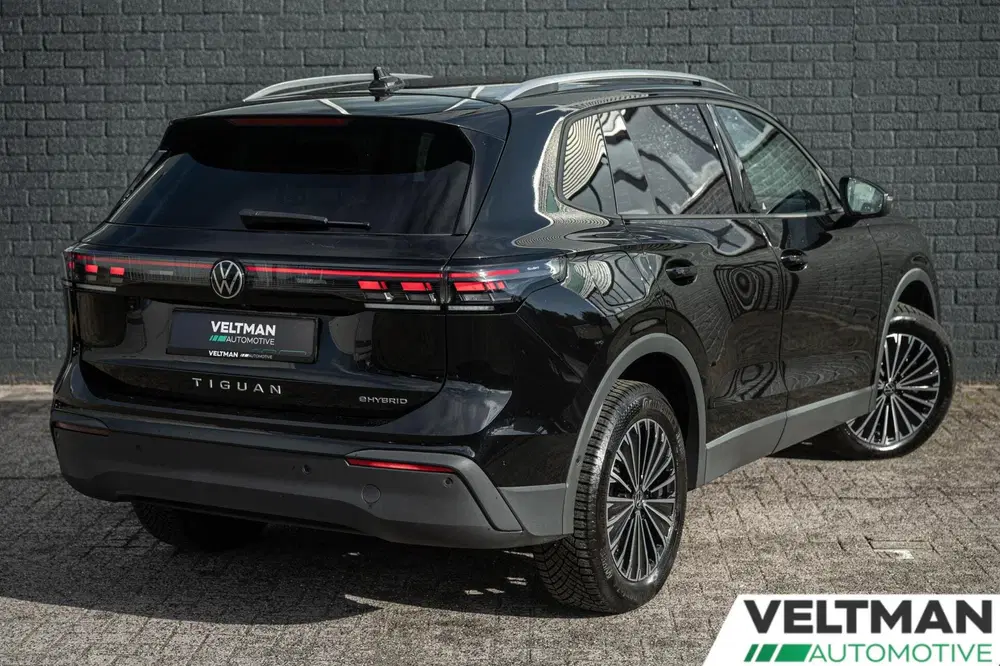Volkswagen Tiguan 1.5 eHybrid Life Edition TREKHAAK ACC 360 uit 2025, foto 3