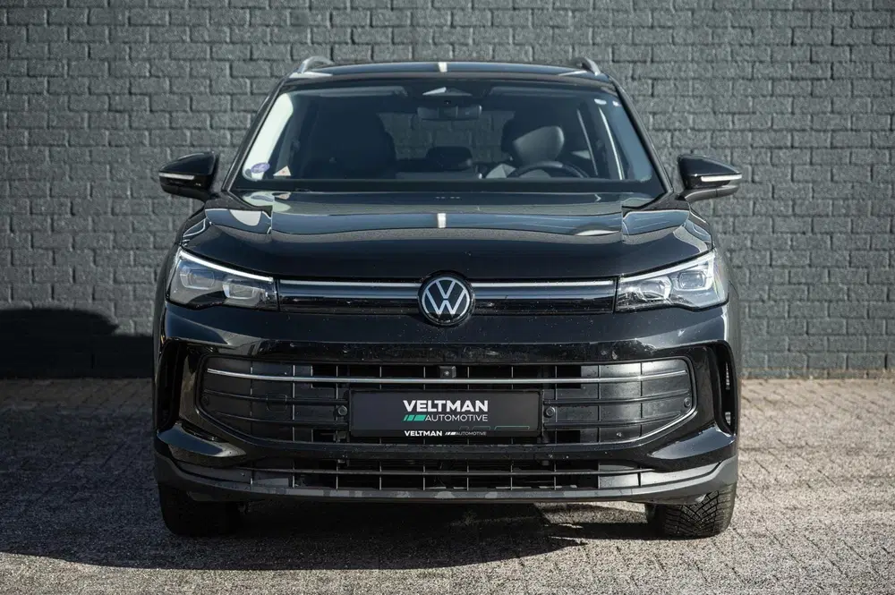 Volkswagen Tiguan 1.5 eHybrid Life Edition TREKHAAK ACC 360 uit 2025, foto 5