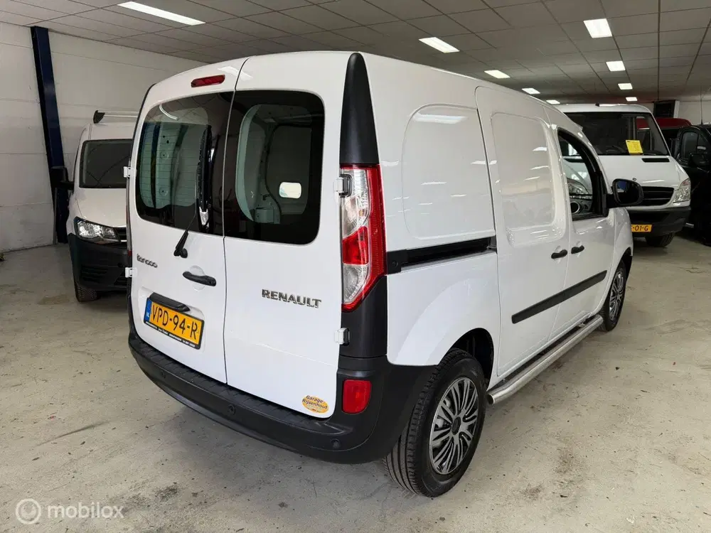Renault Kangoo Kangoo 1.5 Blue dCi 2 Schuideuren Airco uit 2022, foto 3