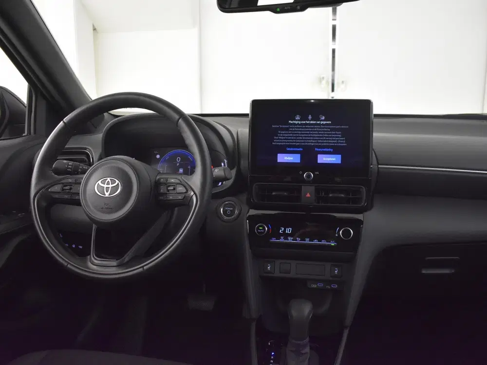 Toyota Yaris Cross 1.5 Hybrid 115 Business Plus uit 2026, foto 3
