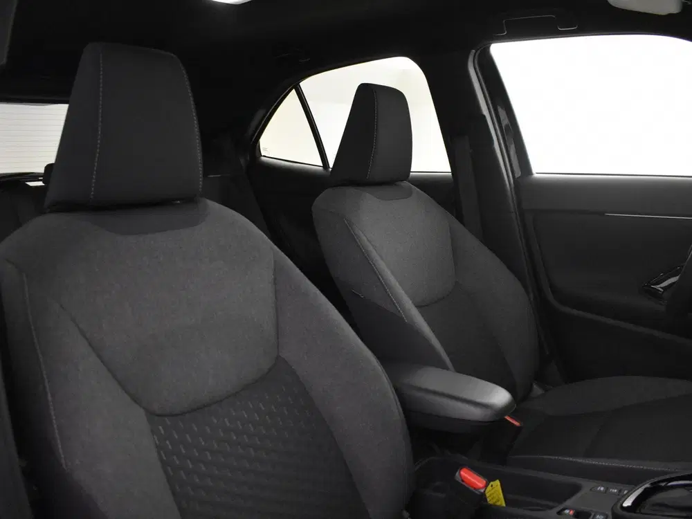 Toyota Yaris Cross 1.5 Hybrid 115 Business Plus uit 2026, foto 4