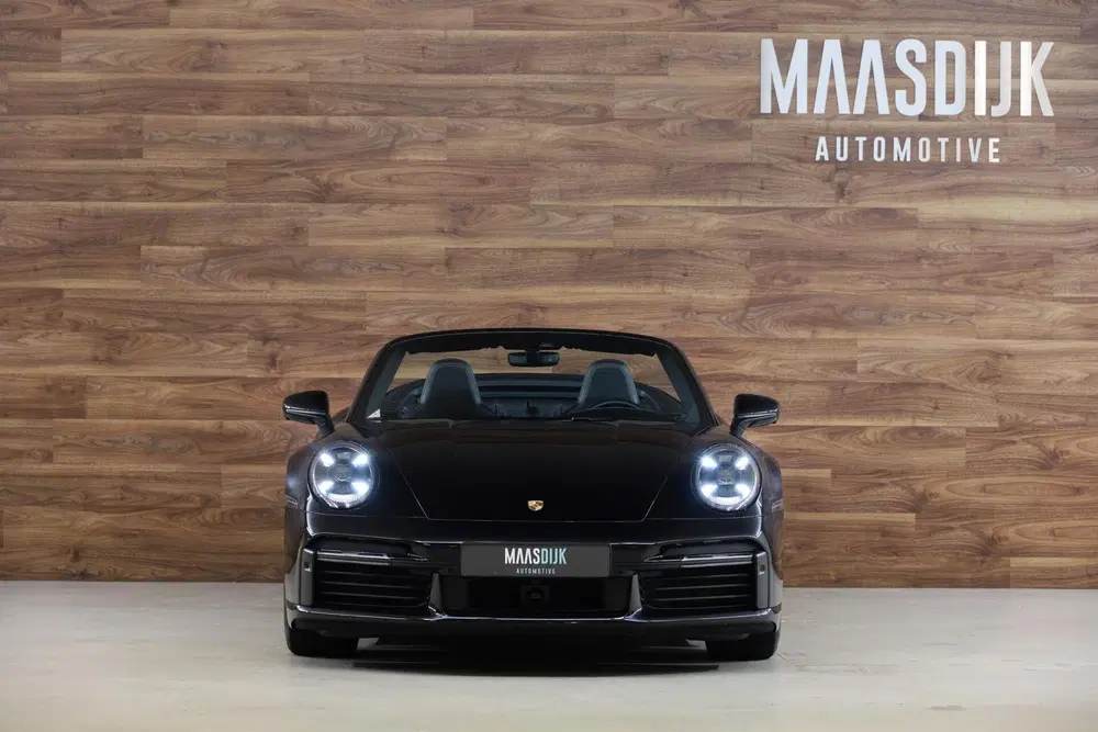 Porsche 911 3.8 Turbo S uit 2023, foto 2
