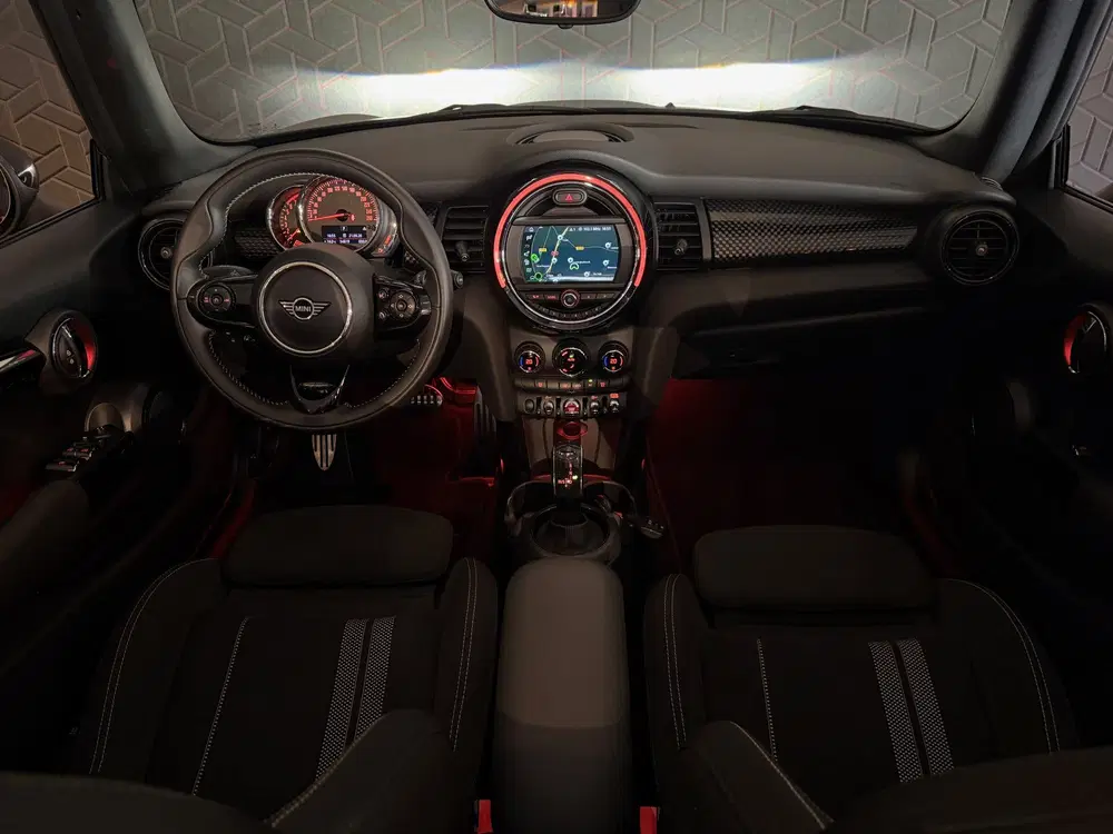 Mini Cabrio 2.0 Cooper S Knightsbridge Edition uit 2019, foto 12