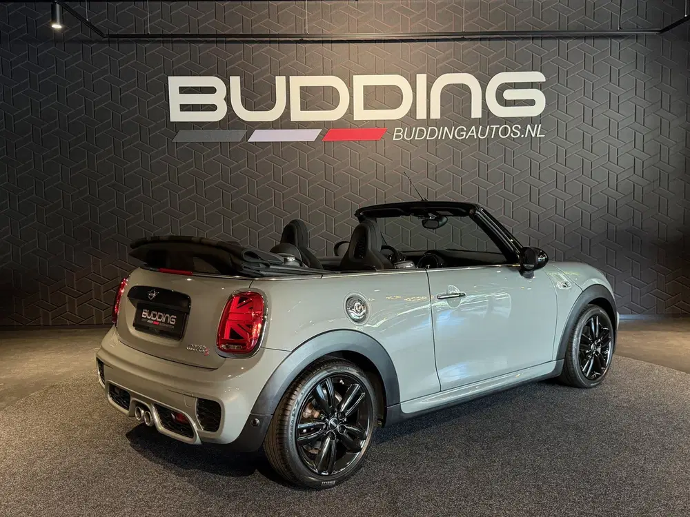 Mini Cabrio 2.0 Cooper S Knightsbridge Edition uit 2019, foto 5