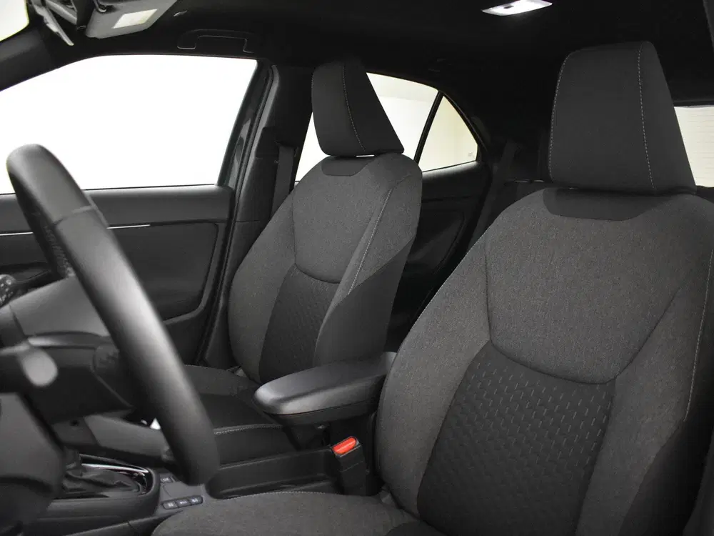 Toyota Yaris Cross 1.5 Hybrid 115 Business Plus uit 2026, foto 12
