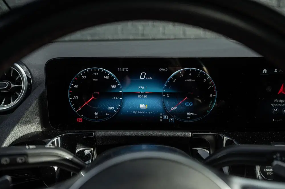 Mercedes-Benz GLA Mercedes GLA-klasse 250 e AMG Line PANORAM uit 2022, foto 14