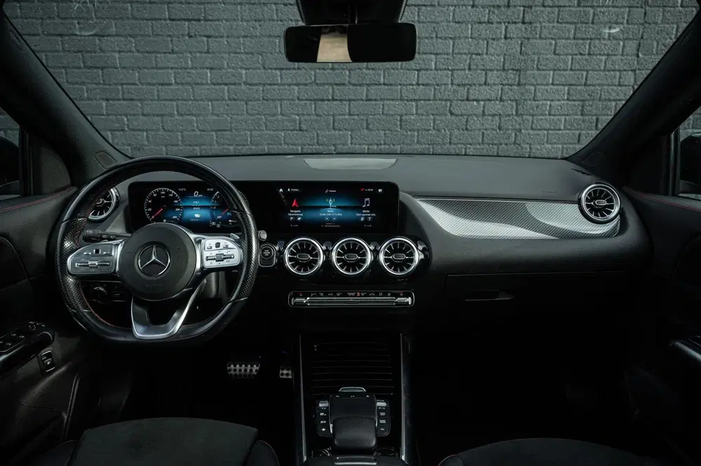 Mercedes-Benz GLA Mercedes GLA-klasse 250 e AMG Line PANORAM uit 2022, foto 4