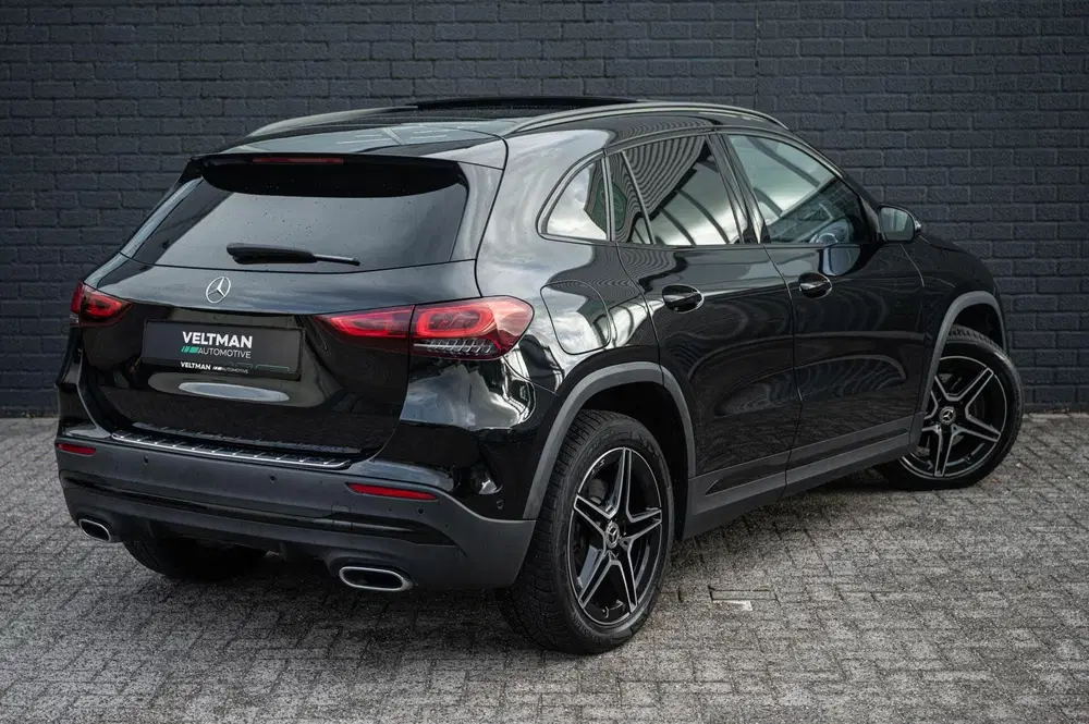 Mercedes-Benz GLA Mercedes GLA-klasse 250 e AMG Line PANORAM uit 2022, foto 6