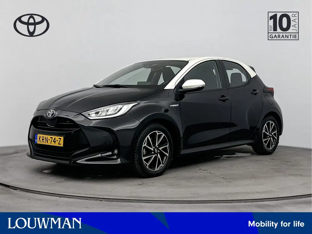 Toyota Yaris 1.5 Hybrid Dynamic Bi-Tone uit 2021