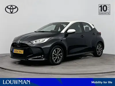 Toyota Yaris 1.5 Hybrid Dynamic Bi-Tone uit 2021