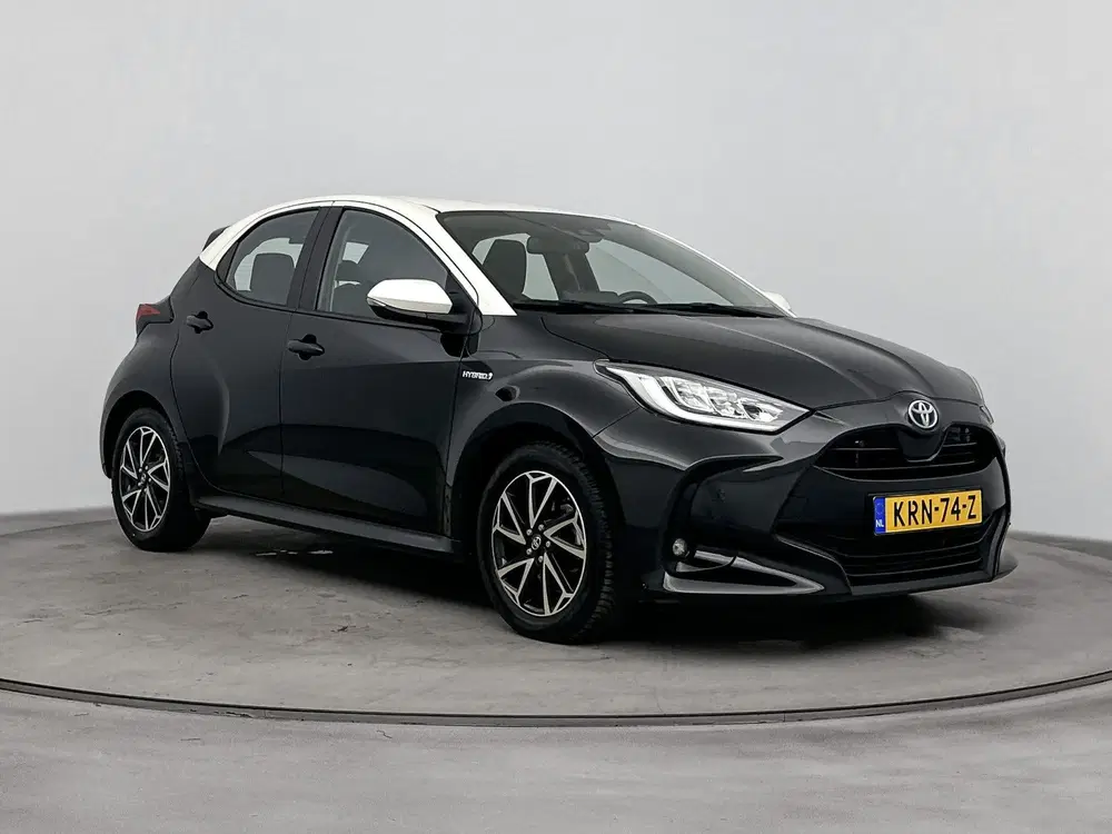 Toyota Yaris 1.5 Hybrid Dynamic Bi-Tone uit 2021, foto 12