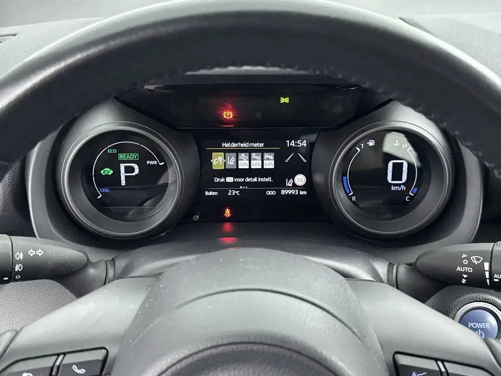 Toyota Yaris 1.5 Hybrid Dynamic Bi-Tone uit 2021, foto 5