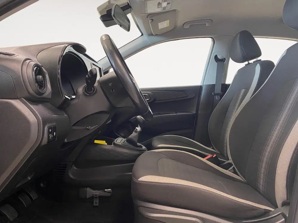 Hyundai i10 1.0 COMFORT SMART uit 2023, foto 9