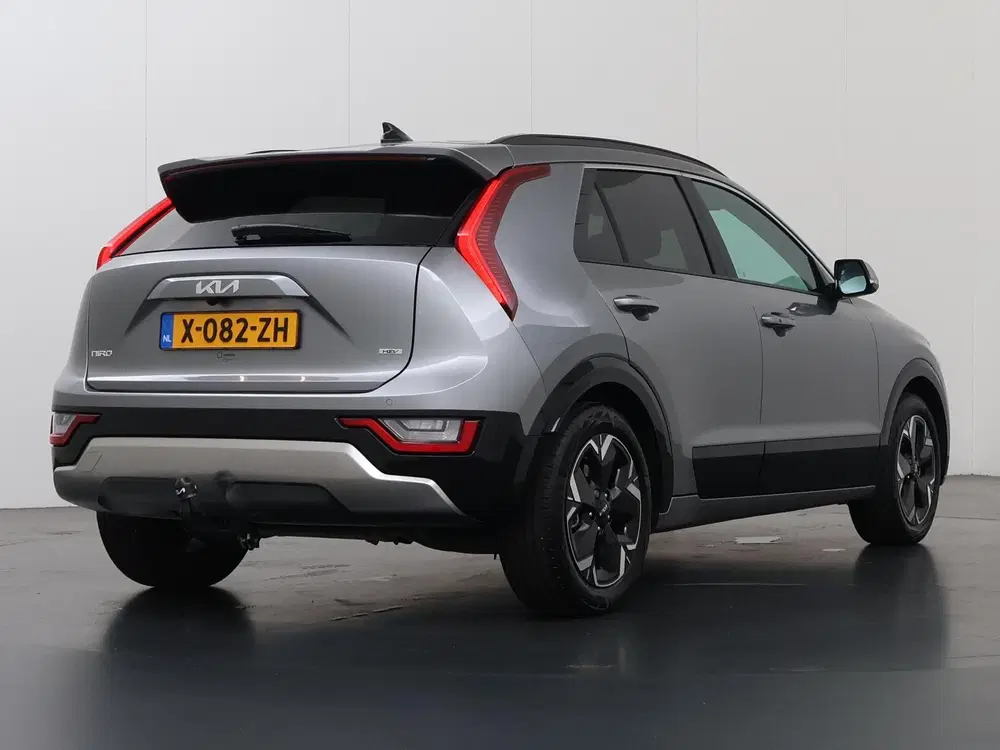 Kia Niro 1.6 GDi Hybrid DynamicPlusLine uit 2024, foto 2