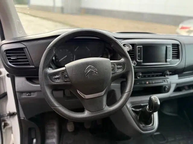 Citroën Jumpy Citroen Jumpy 1.6 BlueHDI 95 M Club uit 2019, foto 13