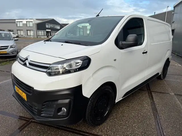 Citroën Jumpy Citroen Jumpy 1.6 BlueHDI 95 M Club uit 2019, foto 3