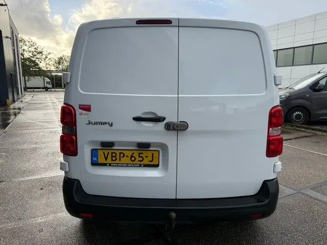Citroën Jumpy Citroen Jumpy 1.6 BlueHDI 95 M Club uit 2019, foto 6