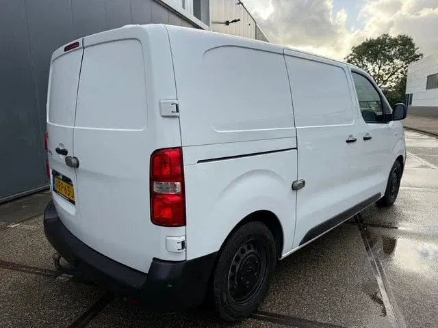 Citroën Jumpy Citroen Jumpy 1.6 BlueHDI 95 M Club uit 2019, foto 7