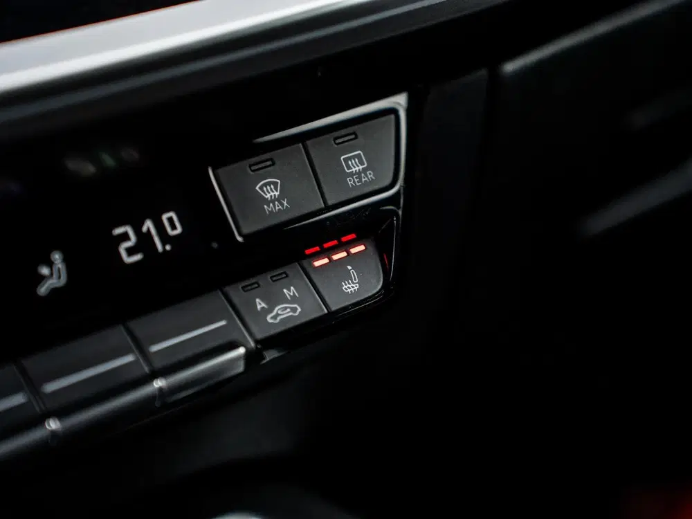 Audi A3 40 TFSI e S-Line uit 2021, foto 13