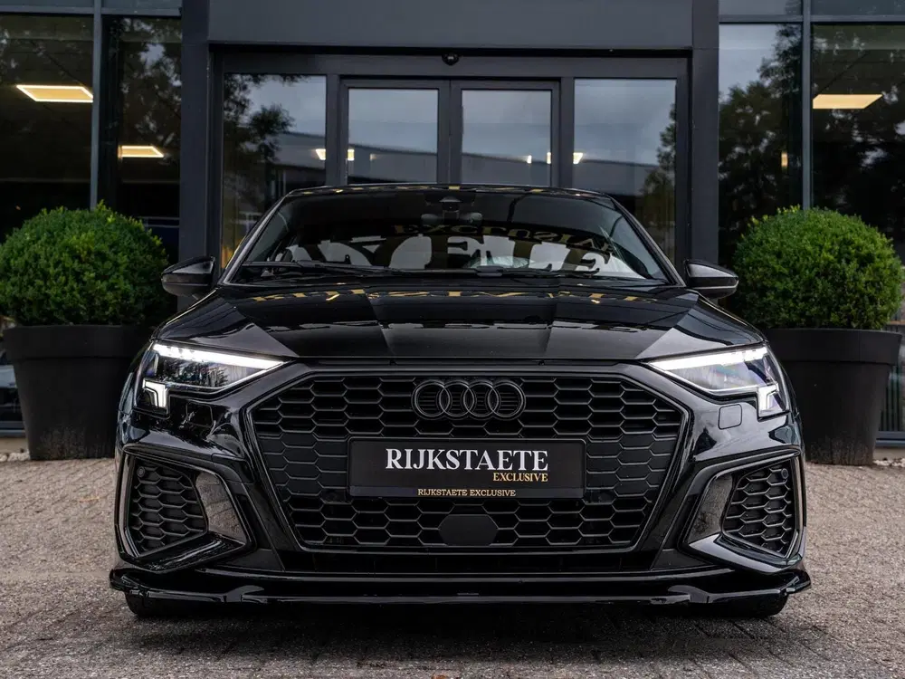 Audi A3 40 TFSI e S-Line uit 2021, foto 3