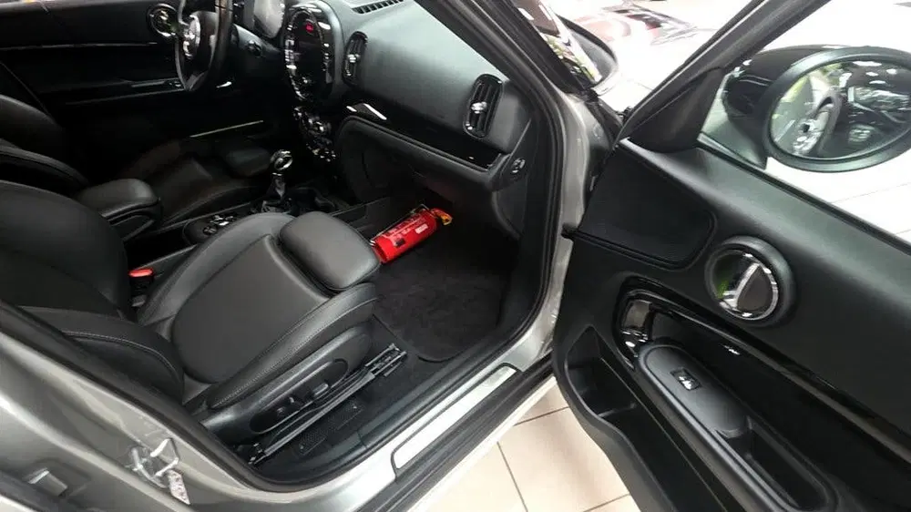 Mini Countryman 1.5S E ALL4 Chili Leder uit 2023, foto 15