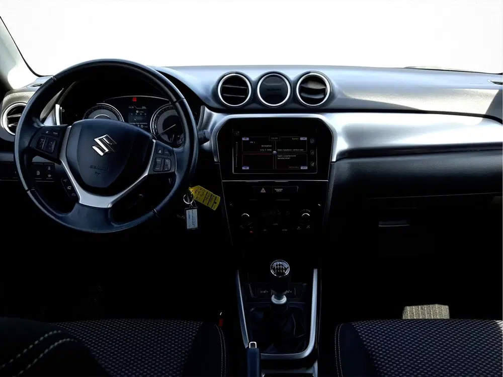 Suzuki Vitara 1.4 Boosterjet Select Smart Hybrid uit 2021, foto 3