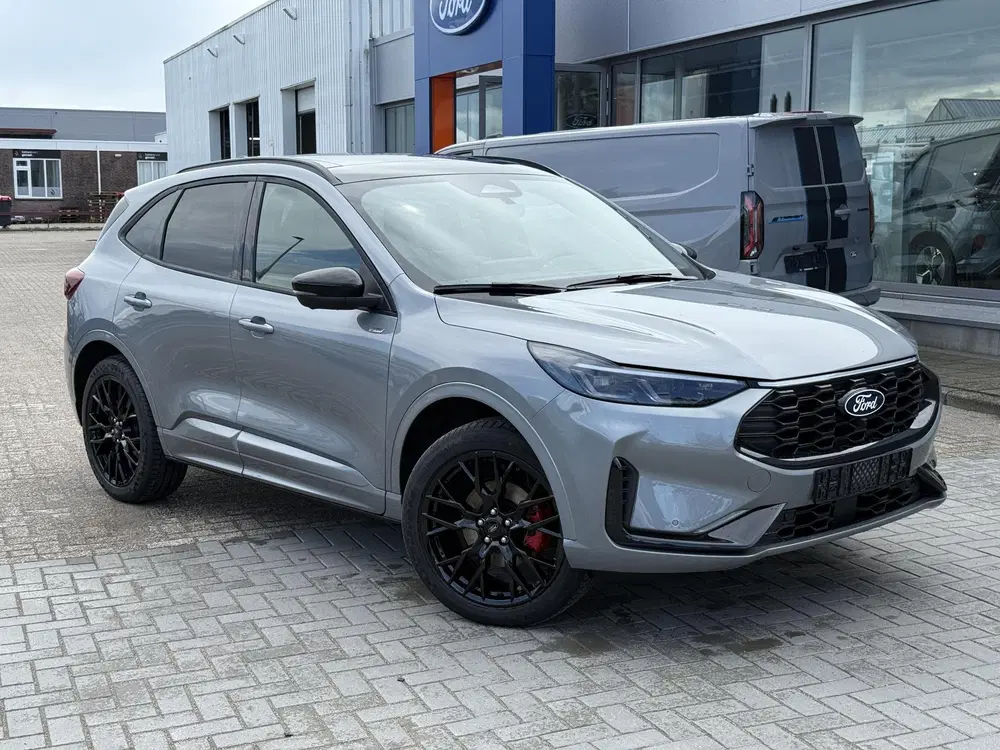 Ford Kuga 2.5 PHEV ST-Line X uit 2025, foto 2