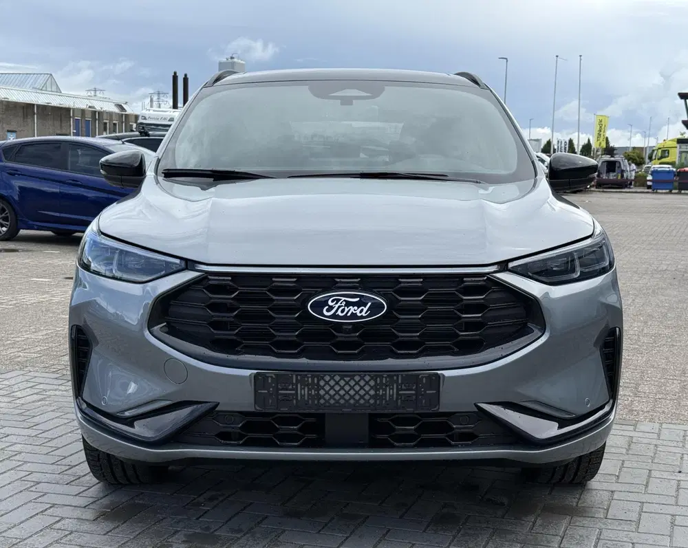 Ford Kuga 2.5 PHEV ST-Line X uit 2025, foto 4