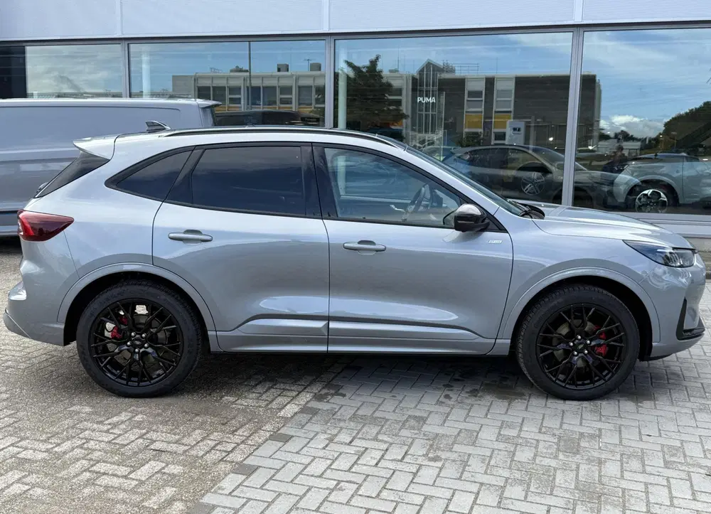 Ford Kuga 2.5 PHEV ST-Line X uit 2025, foto 6